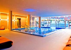 Indoor-Pool im Thermenhotel Sveti Martin